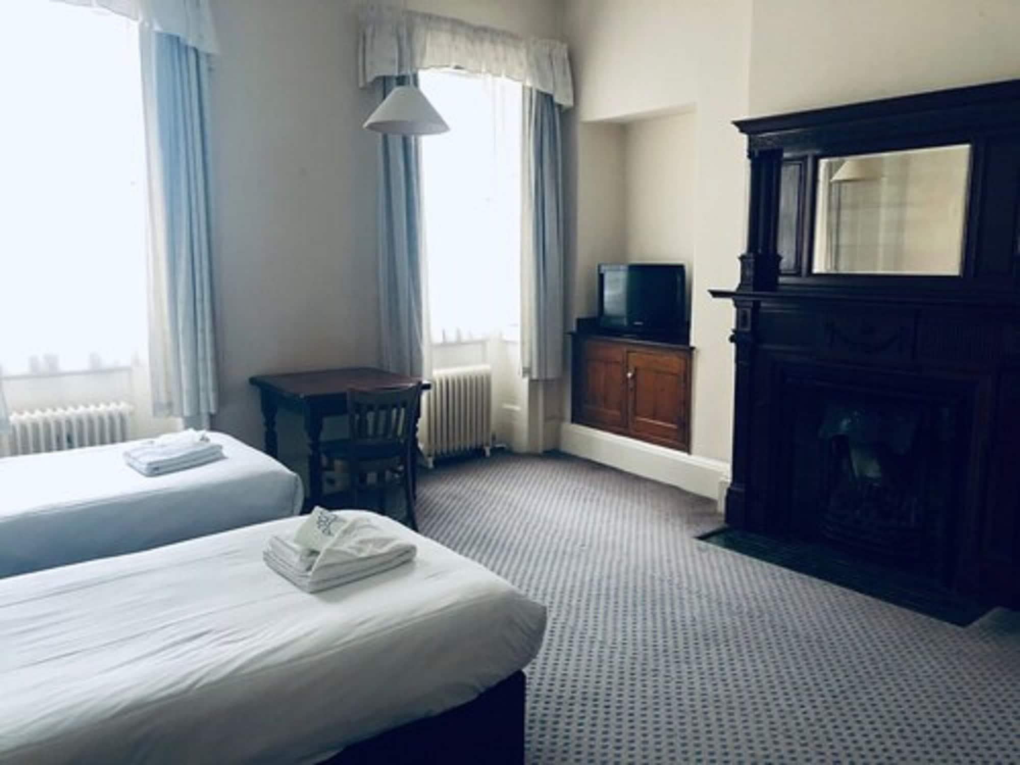 Parade Park Accommodation Bath Bagian luar foto